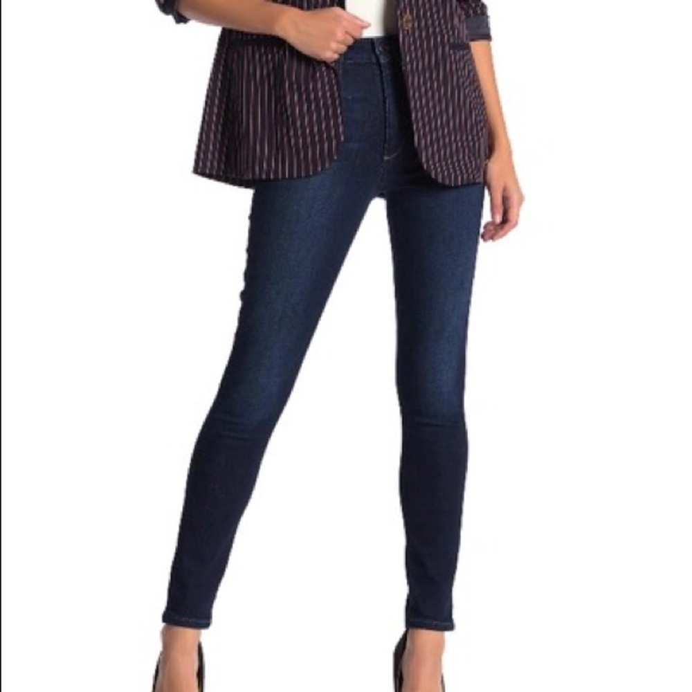 Joe’s Jeans - The Charlie Ankle High Rise Skinny - Size 25 - Wash: Lemongrove